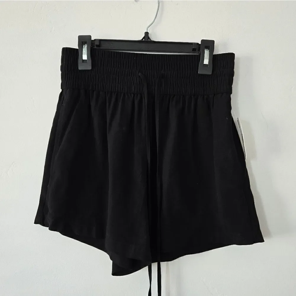 NWT Open Edit Pull on Shorts